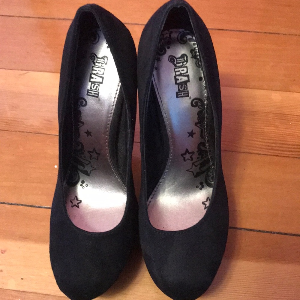 Heels - Picture 4 of 8